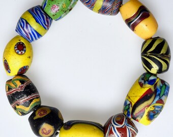 11 Mixed Venetian Trade Beads in Good Condition - Vintage African Trade Beads - 8886