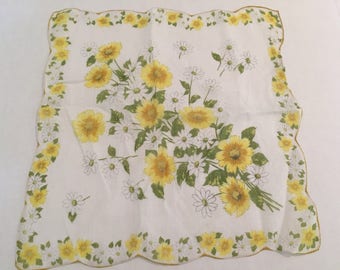 Vintage Handkerchief / Yellow Daisies