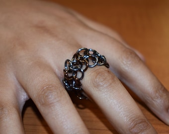 chainmaille ring 4 in 1 alternating colors