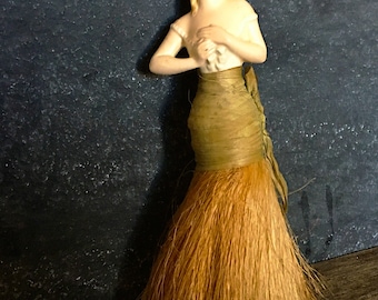 Antique Porcelain Half Doll Whisk Broom - Vanity Half Doll - delicate features - Vintage Boudoir & Vanity - Porcelain Doll - made in Germany