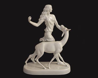 15" Augarten Art Deco Diana Statue Austria after F. Opitz Ceramic Figure on Base Large 1735 - 20th Century, Vienna