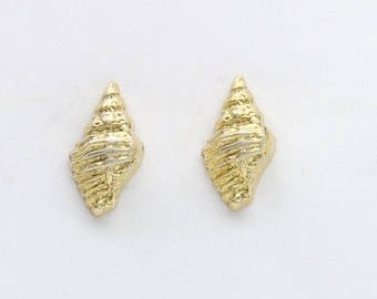 gold plated silver shell earrings, nautical earrings, sea shell jewelry, mermaid earrings, nautical jewelry, beach jewelry, beach outfit