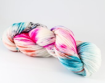 Hand Dyed Yarn - BEST BEACH EVER - 80/20 Australian Merino/Nylon Sock Yarn