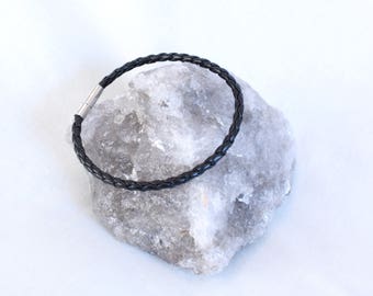 Thin mens leather bracelet in black and brown interlaced