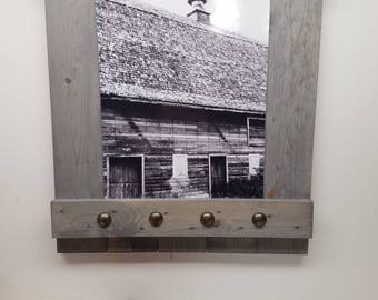 Farmhouse photo frame.