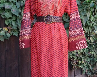 Groovy Vintage Embroidered Indian Caftan