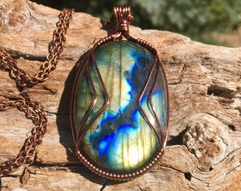 Labradorite Necklace For Enhancing Your Intuitive & Magical Abilities - Third Eye Chakra + Root Chakra