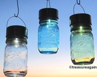 DIY Solar Light for Mason Jar Outdoor Lighting