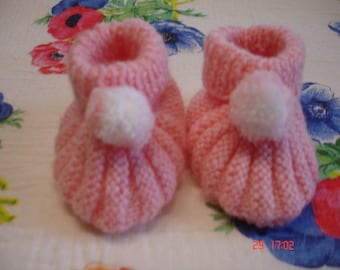 baby booties pink baby girl.