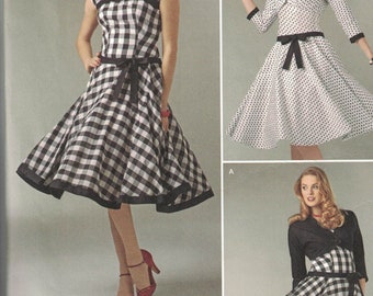 Simplicity 1061 Womens Fit and Flared Dress in 2 Variations SIze 4,6,8,10,12 UNCUT