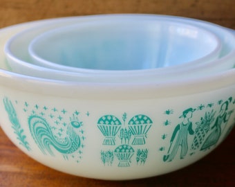 Pyrex Butterprint Turquoise Mixing Bowl 3 Piece Set/Pyrex Amish Turquoise/ Mixing Bowls 404,403,402/ 4 Quart, 2.5 Quart, 1.5 Quart