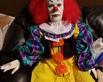 PENNYWISE IT CLOWN Puppet Doll