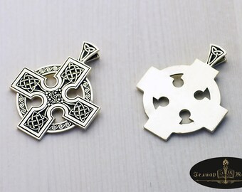 Amulet/Medallion Celtic cross