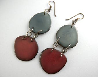 Merlot and Denim Bluejeans Tagua Nut Eco Friendly Earrings with Free USA Shipping #taguanut #ecofriendlyjewelry