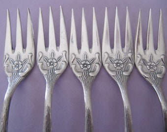 6 fancy floral dessert forks "Hildesheimer Rose", vintage German silverware, 1940s Rose silverware, small cake forks, vintage forks set