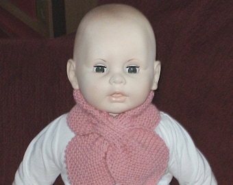 Hand knit scarf for toddler or child in 100 % pink wool