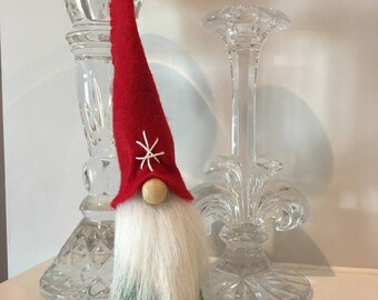 Red and Green Tomte