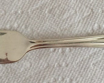 DUBARRY Dinner Fork 8 Inch. - EPNS A-1 - Sheffield, England