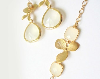 Bridal Wedding Set. Earrings and Bracelet Set. Bridesmaids Set. Bridesmaids Gift. Wedding Jewelry Set for Brides Orchid Set