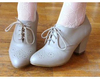 Bella Vintage ispirato grigio tacco Lace-up Oxfords punta toe Faux Lether scarpe / / noi 7 EU 37 Repro
