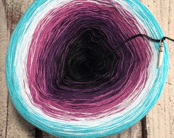 Graffiti Gradient Yarn Cake