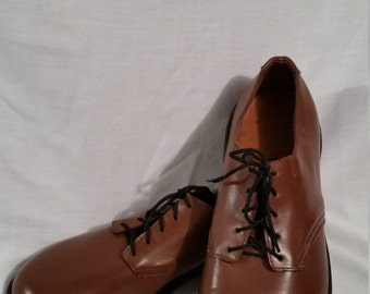 NOS, deadstock mens size 7 oxford shoes