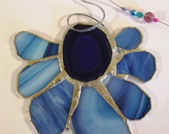 Swirler - Lovely Stained Glass Flower Suncatcher with Agate Centerpiece