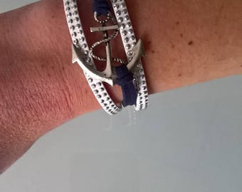 Navy suede anchor bracelet Navy blue/white