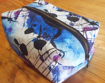 Toiletries/Cosmetics/Make up Bag