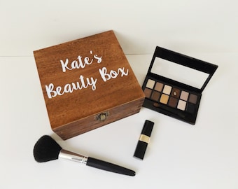 Personalised Makeup box - Wooden Beauty Box - Cosmetic box - Toiletries Box - Name Box - Gift for her - Birthday Gift - Make up Artist