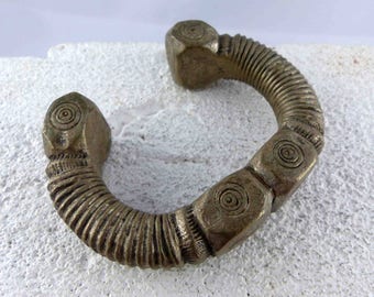 heavy FULANI silver BRACELET manilla, Haussa nomadic jewelry tribal vintage Berber Touareg Morocco Tunisia Amazigh Mali Bedouin