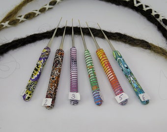 Dread Lock crochet hook "rainbow"