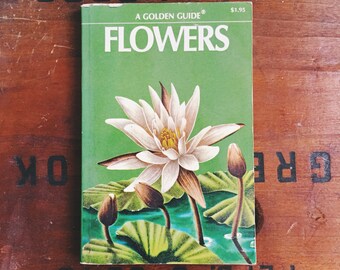 V i n t a g e Flowers Golden Nature Guide Book