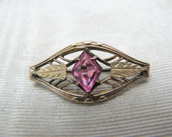 a595 Very Nice Vintage Gold Filled Brooch with a Pink Center Stone