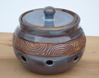 Blue pottery garlic keeper, ceramic garlic jar, garlic container