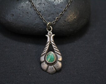 Sterling Silver Old Pawn Green Turquoise Necklace, Old Pawn Navajo Necklace, Green Turquoise Pendant, Old Pawn Native American Jewelry