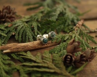 turquoise stud earrings,simple turquoise earrings,minimalist earrings,hand forged earrings,made in Canada,gifts for her,gifts for him