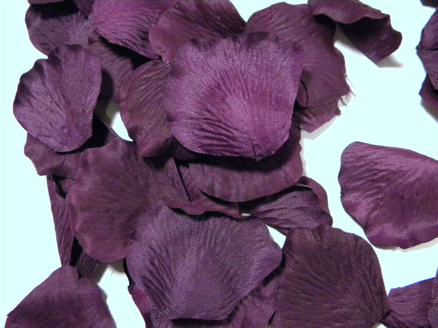 Eggplant Deep Purple Rose Petals / 200 Artificial Petals