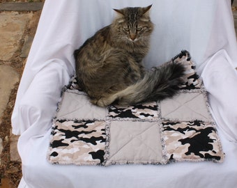 Cat Bed, Beds for Cats, Colorado Catnip Bed, Pet Bedding, Pet Blanket, Cat Quilt, Camo Cat Bed, Cat Accessories,Travel Pet Bed, Pet Supplies