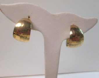 Vintage Signed Napier Clip On Earrings Gold Tone Excellent Condition