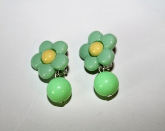 Green flower earrings