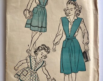 Vintage 1940s Advance Girls' Blouse and Jumper Dress Pattern 3693 Size 4 (23" Chest)