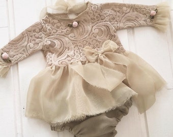 Cod262Newborn Lace Romper,vintage color green , baby bloomer, baby jumper, baby girl, romper, newborn clothing, photography prop