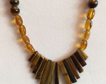 Semi Precious Tiger's Eye and Amber Necklace with a Tiger's Eye Fan 21" Long