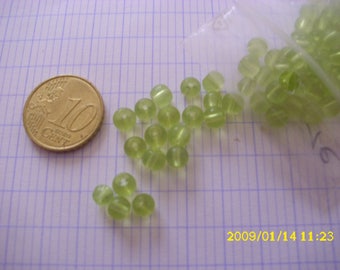 set of 20 grams of glass beads pale green 4 mm (hole 1 mm)