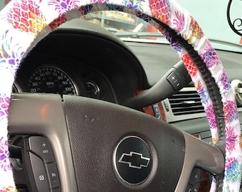 White Tie Dye Pineapple Steering Wheel Cover