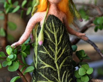 Needle felted Waldorf Pixie. Waldorf felted doll. Waldorf felted fairy. Needle felt Waldorf.