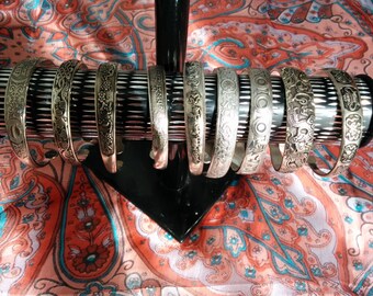 Metal silver bracelet handmade in India