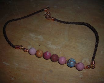 Faceted jasper choker