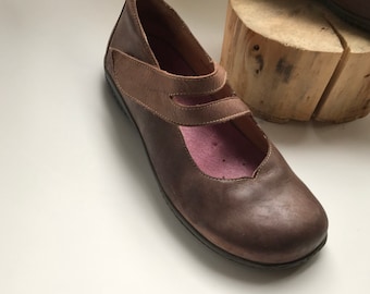 Shoes - Ballet flats - shoes - made in spain - vintage - Brown with some purple-size 38